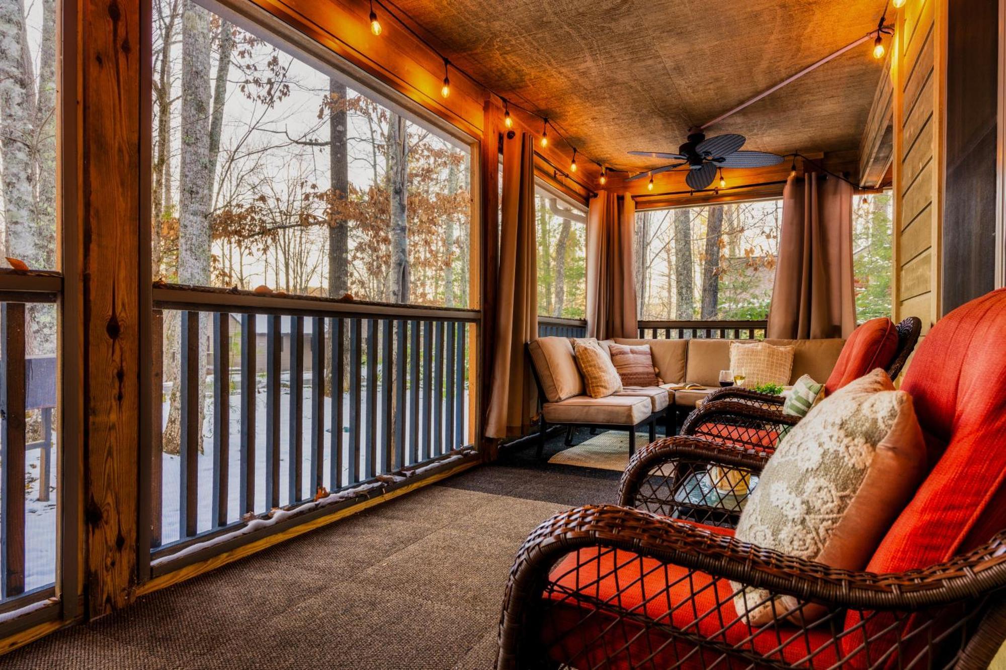 The Moondance Cabin By Lightfoot Stays Vacation Rentals 세비어빌 외부 사진